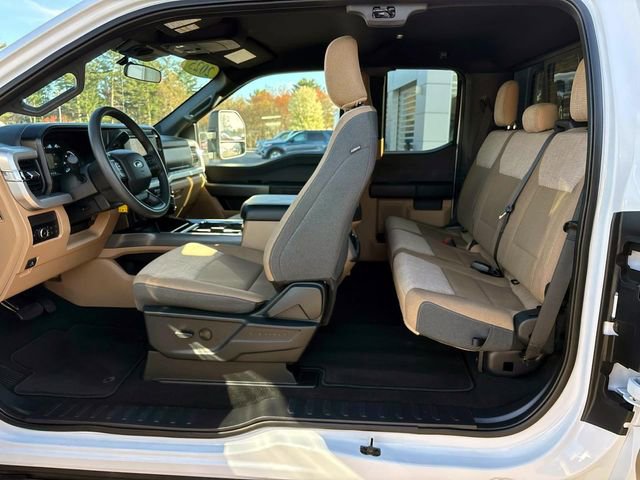 Used 2025 Ford F250 XL AWD/4WD image 10