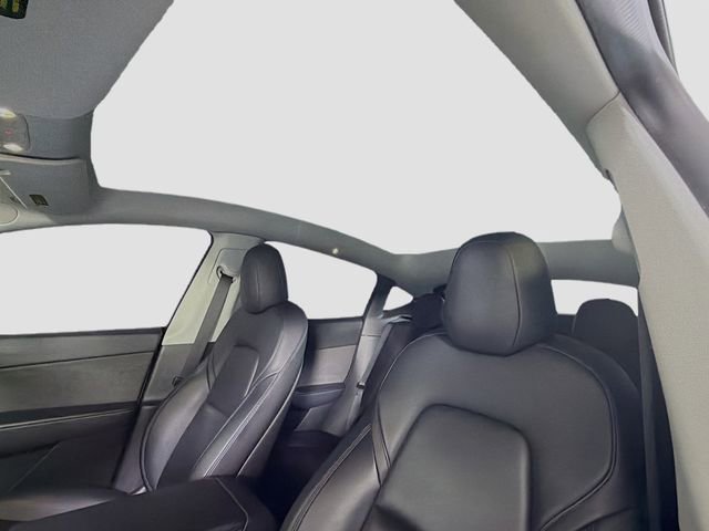 Used 2022 Tesla Model Y Performance image 14