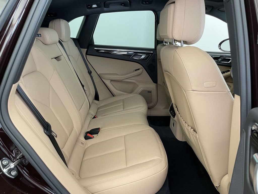 New 2026 Porsche Macan AWD/4WD image 22