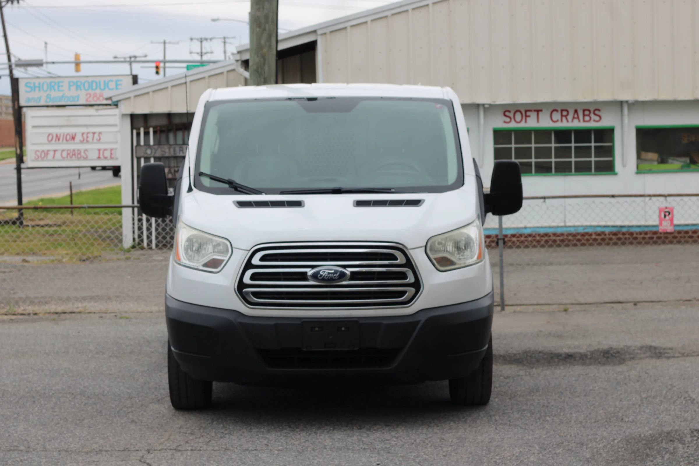 Used 2015 Ford Transit 150 130 Low Roof w/ Exterior Upgrade Package RWD image 2