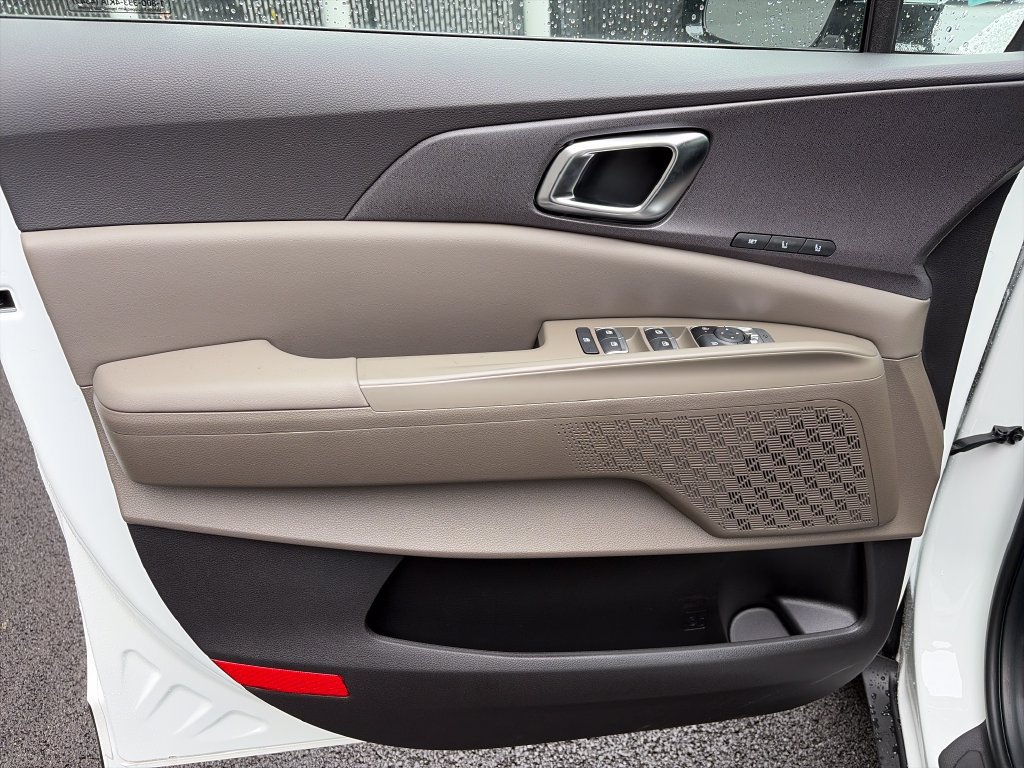 New 2027 Kia Carnival EX FWD image 17