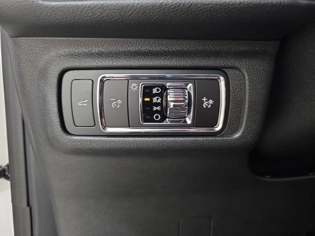 Certified 2022 Lincoln Corsair Reserve w/ Equipment Group 201A AWD/4WD image 21