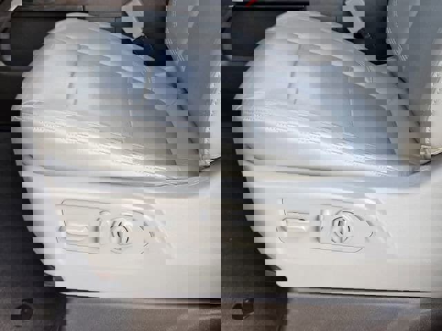 Used 2020 GMC Sierra 1500 SLT image 23