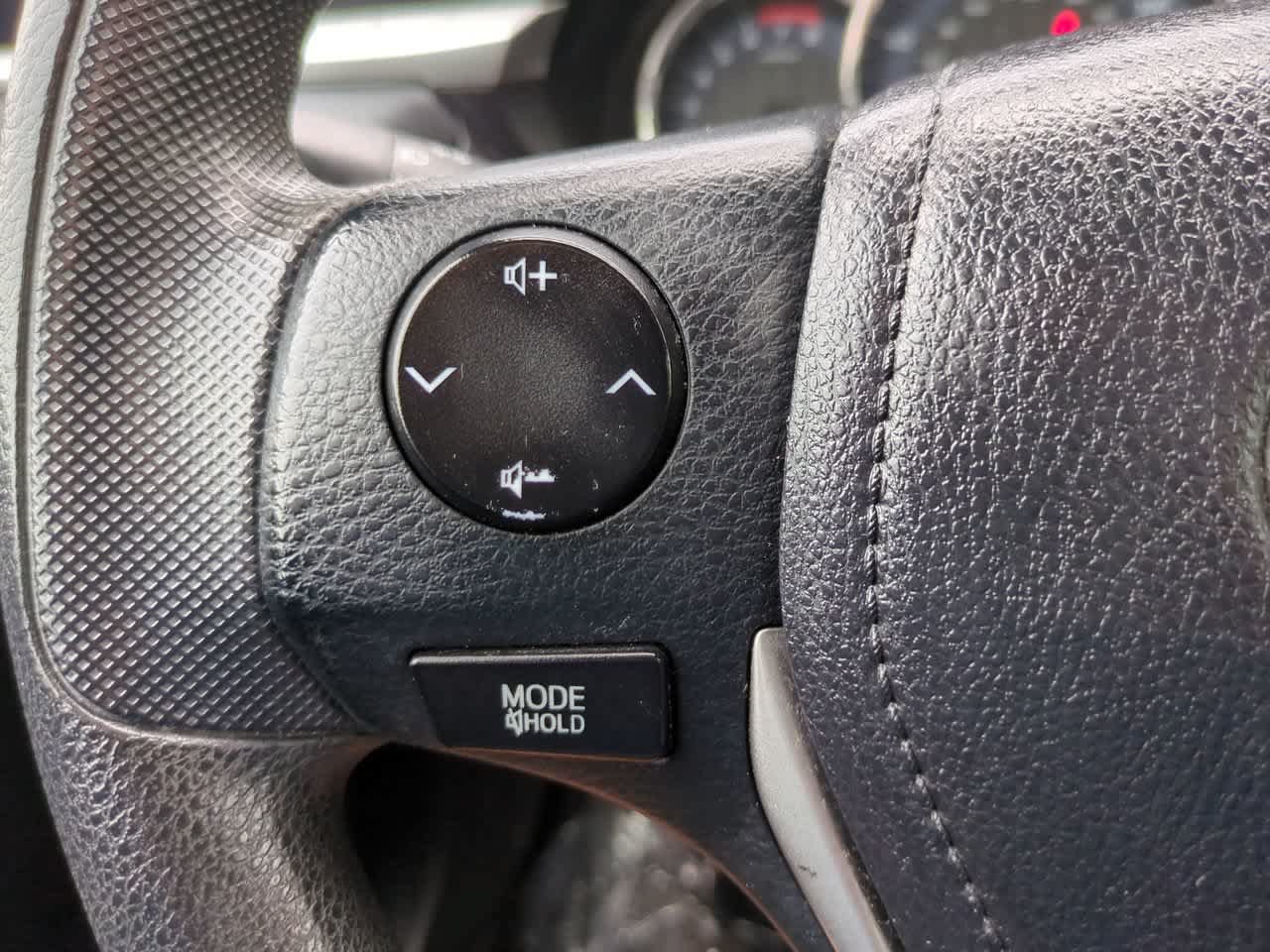 Used 2014 Toyota Corolla L FWD image 21
