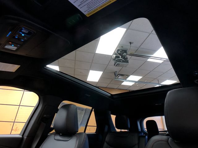 New 2026 Ford Explorer ST-Line w/ ST-Line Street Pack AWD/4WD image 21