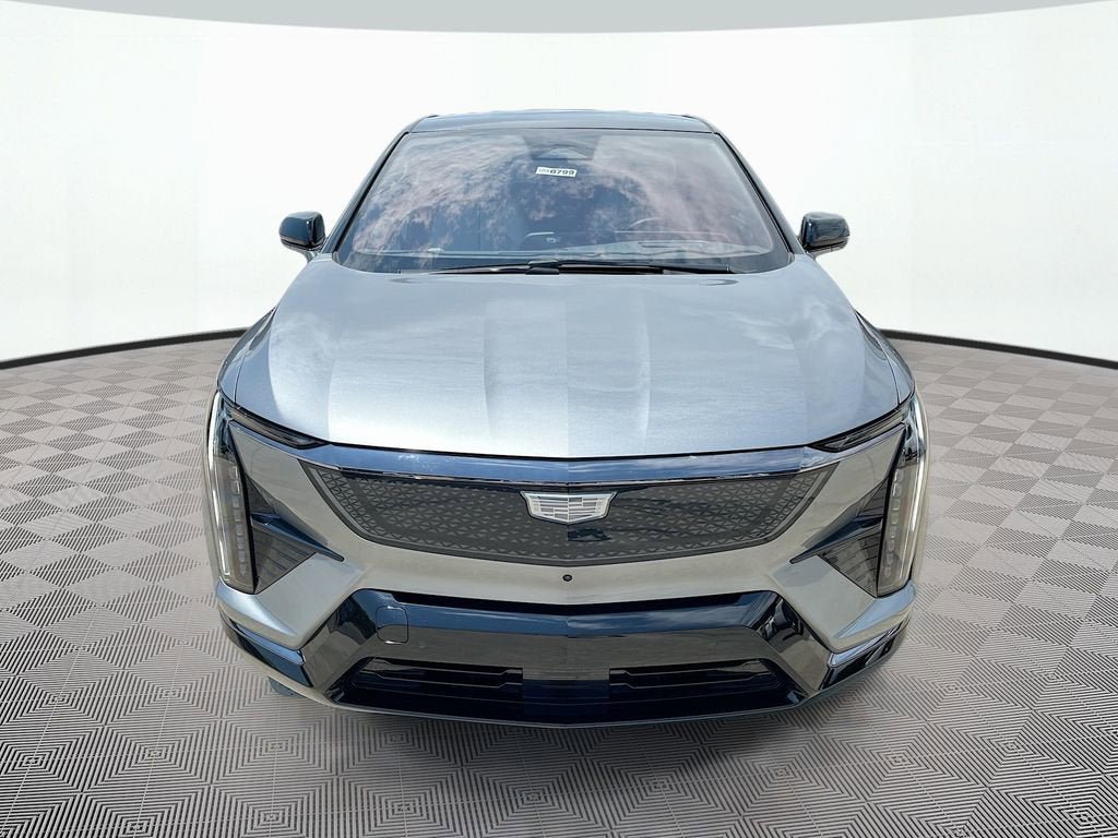 New 2025 Cadillac Optiq Sport 2 w/ LPO, Floor Liner Package AWD/4WD image 2
