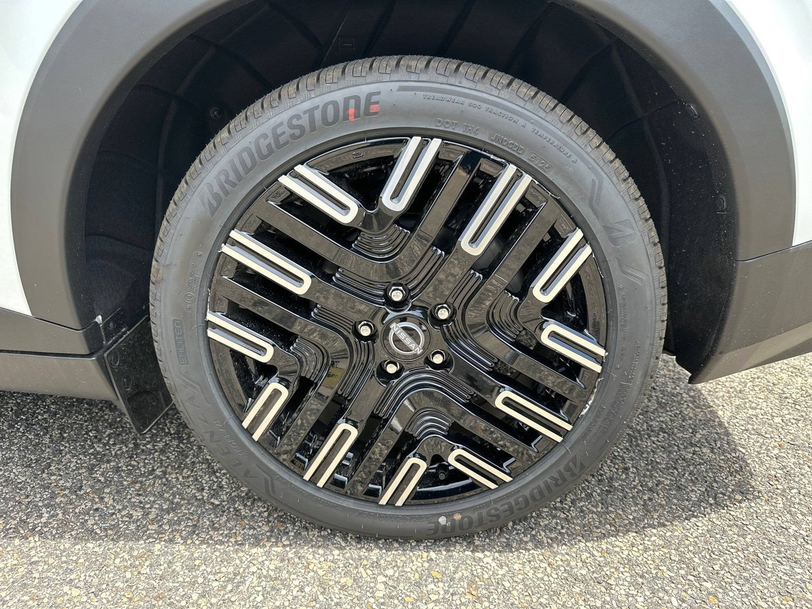 New 2026 Nissan Leaf Platinum+ FWD image 18