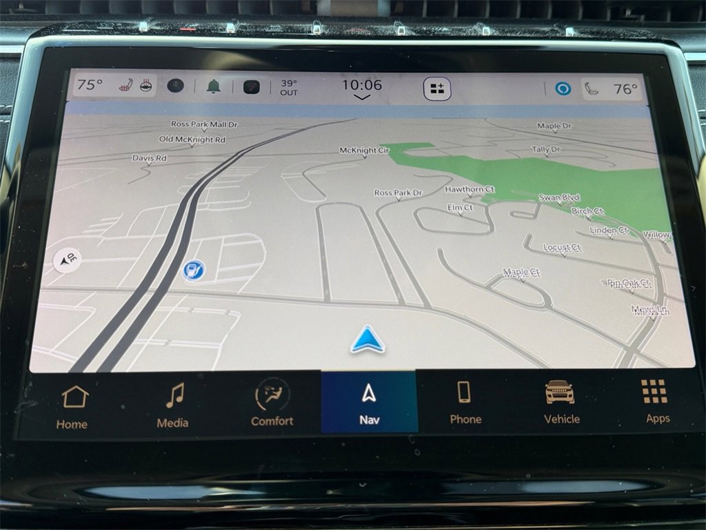 Certified 2024 Jeep Grand Cherokee Limited w/ Luxury Tech Group II image 19