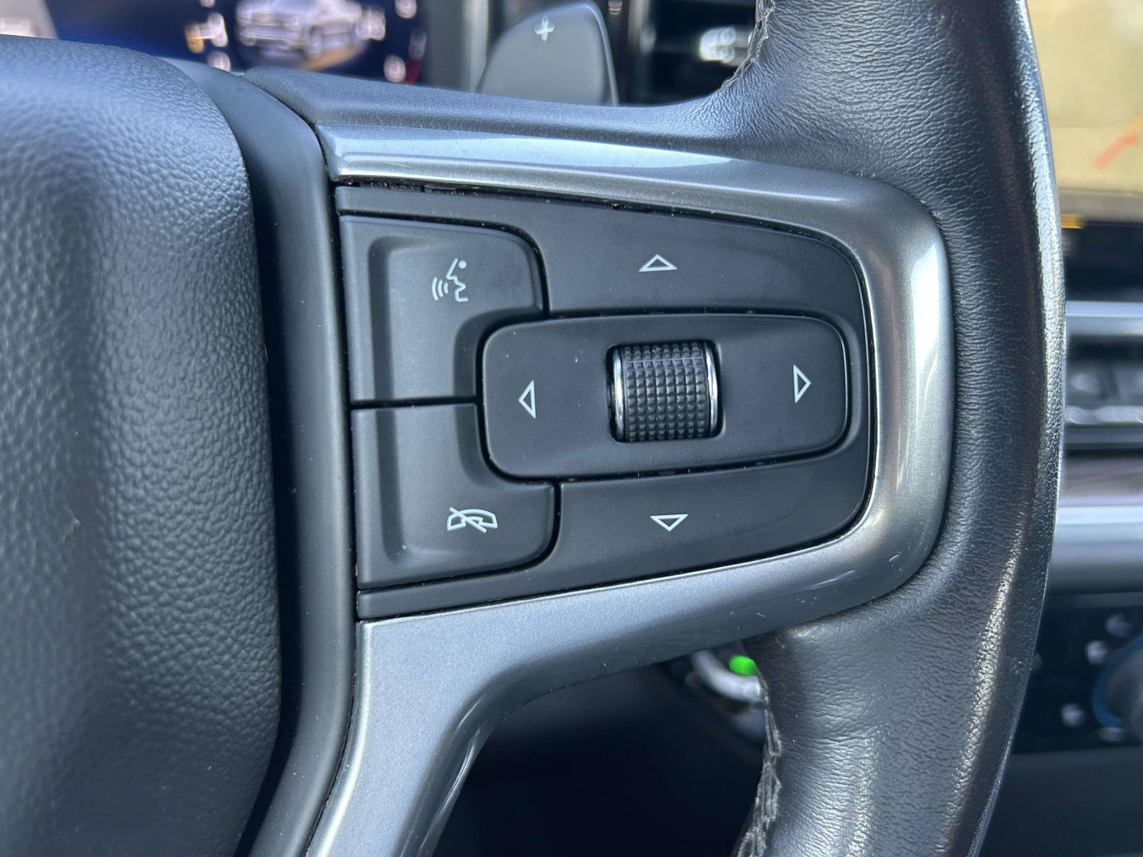 Used 2022 Chevrolet Silverado 1500 RST w/ Convenience Package II AWD/4WD image 23