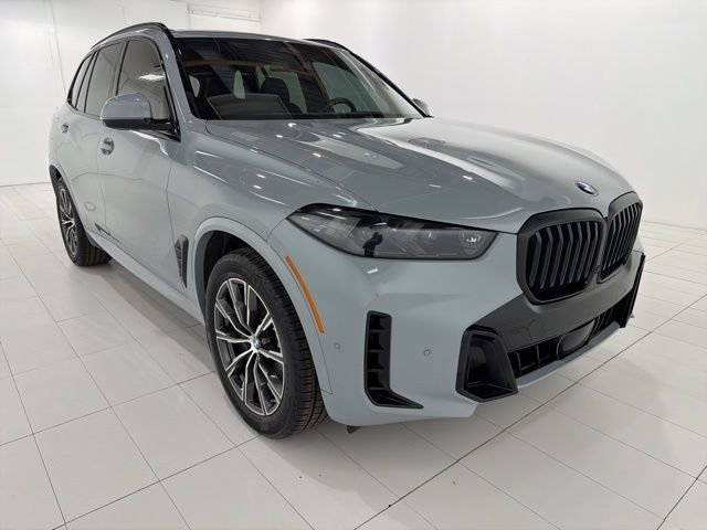 Certified 2024 BMW X5 xDrive40i w/ M Sport Package AWD/4WD image 7