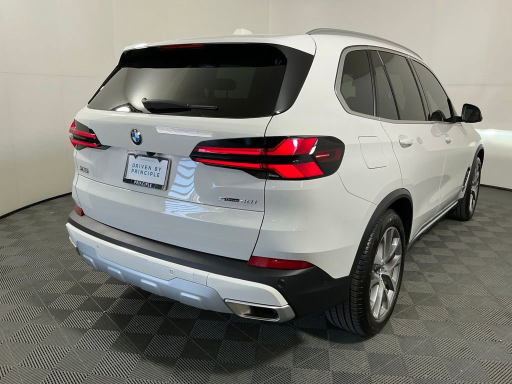 Certified 2024 BMW X5 sDrive40i w/ Premium Package RWD image 4