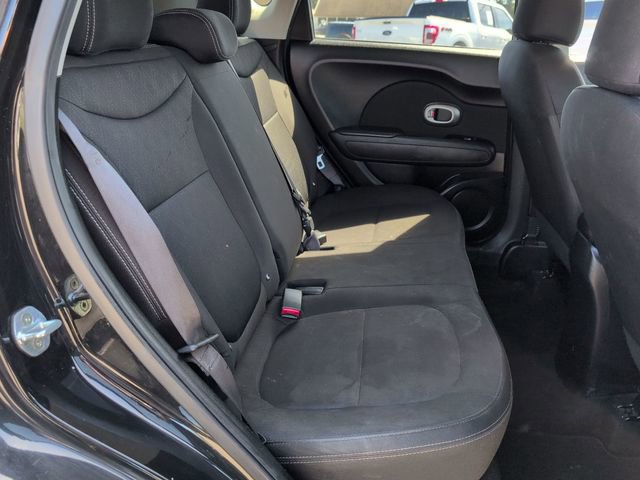 Used 2018 Kia Soul image 28