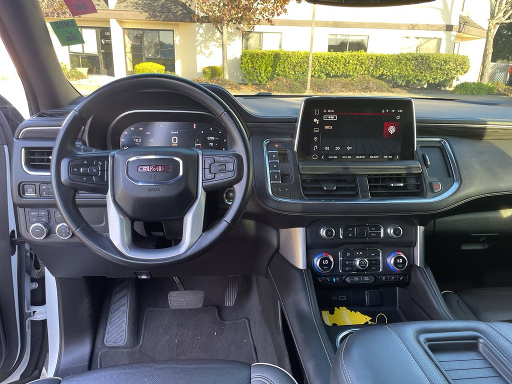 Used 2023 GMC Yukon SLT image 46