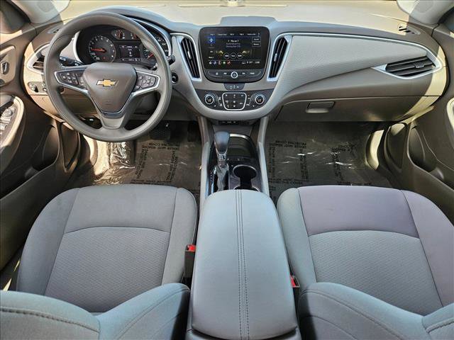 Used 2024 Chevrolet Malibu LT image 15