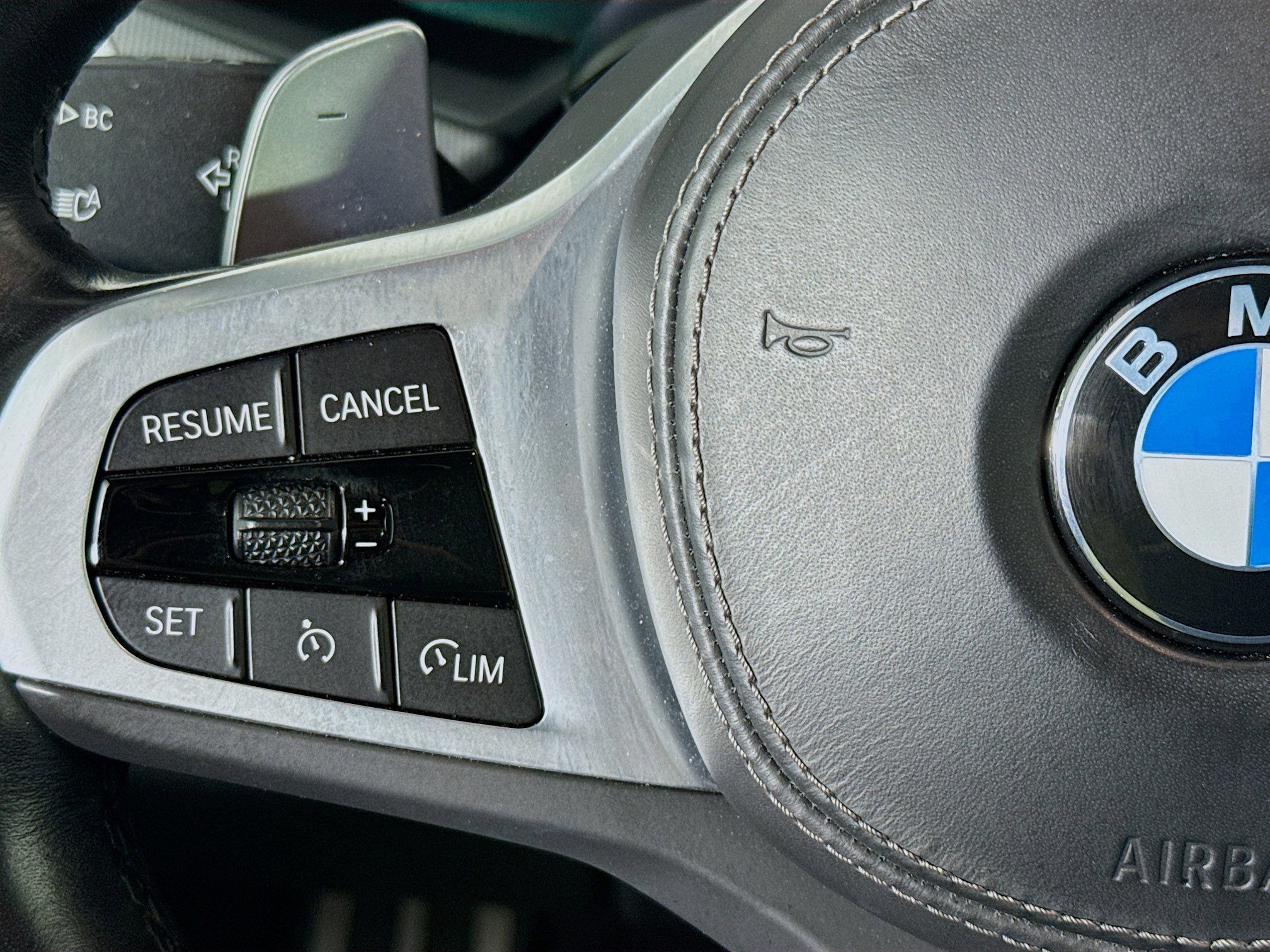 Used 2022 BMW X5 M50i w/ Parking Assistance Package image 13