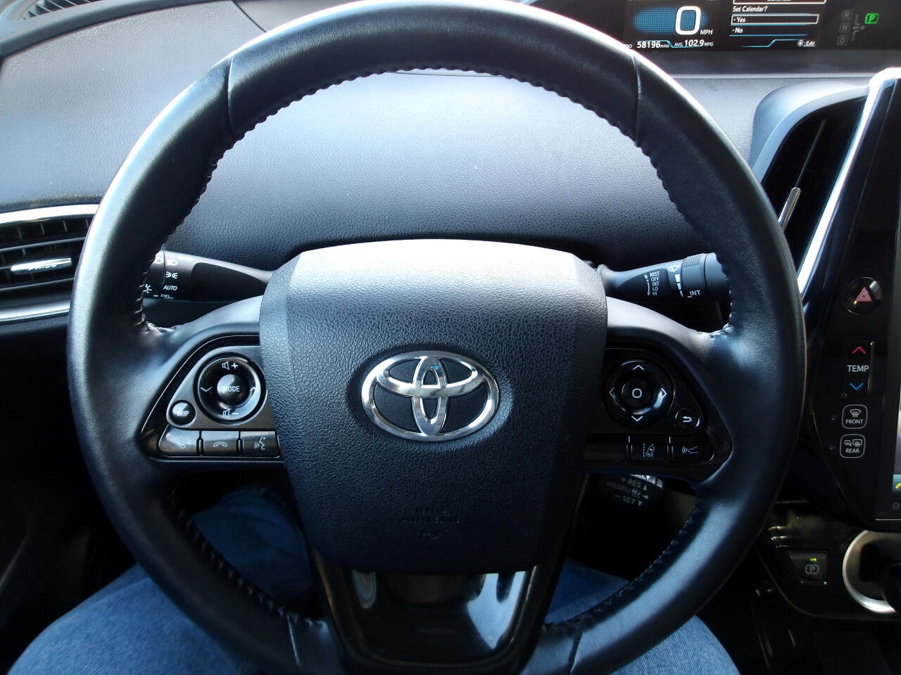 Used 2020 Toyota Prius Prime XLE image 15