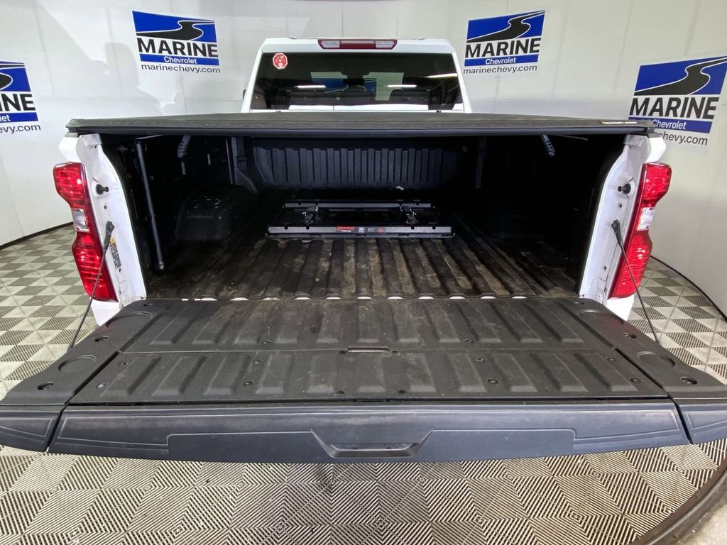 Used 2024 Chevrolet Silverado 2500 Custom w/ Custom Value Package AWD/4WD image 31