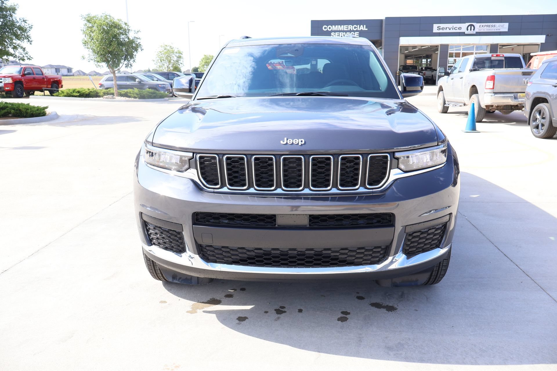 New 2026 Jeep Grand Cherokee L 4WD image 9