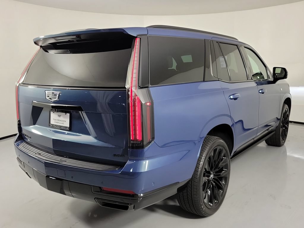 Used 2026 Cadillac Escalade Platinum Sport w/ LPO, ONYX Package AWD/4WD image 3