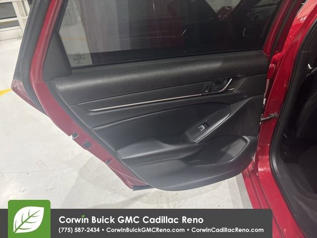 Used 2018 Honda Accord Sport image 15