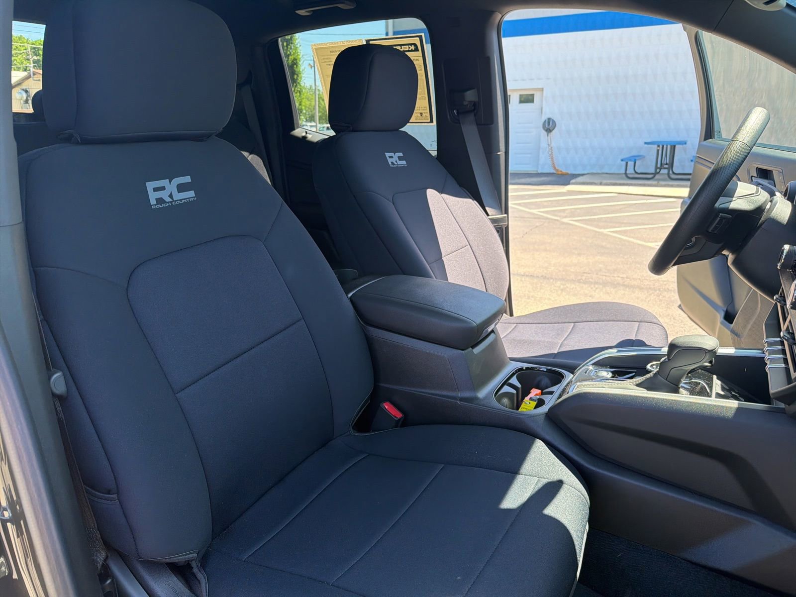 Used 2025 Chevrolet Colorado Trail Boss AWD/4WD image 26