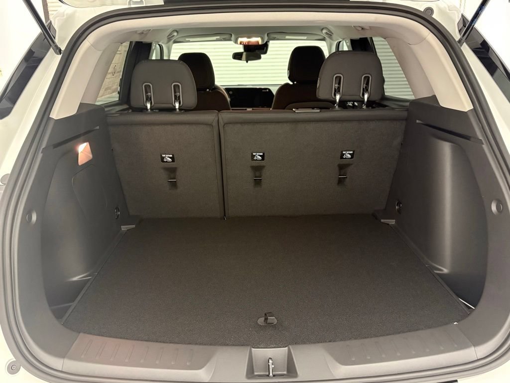 New 2026 Chevrolet TrailBlazer LS w/ LS Convenience Package FWD image 28