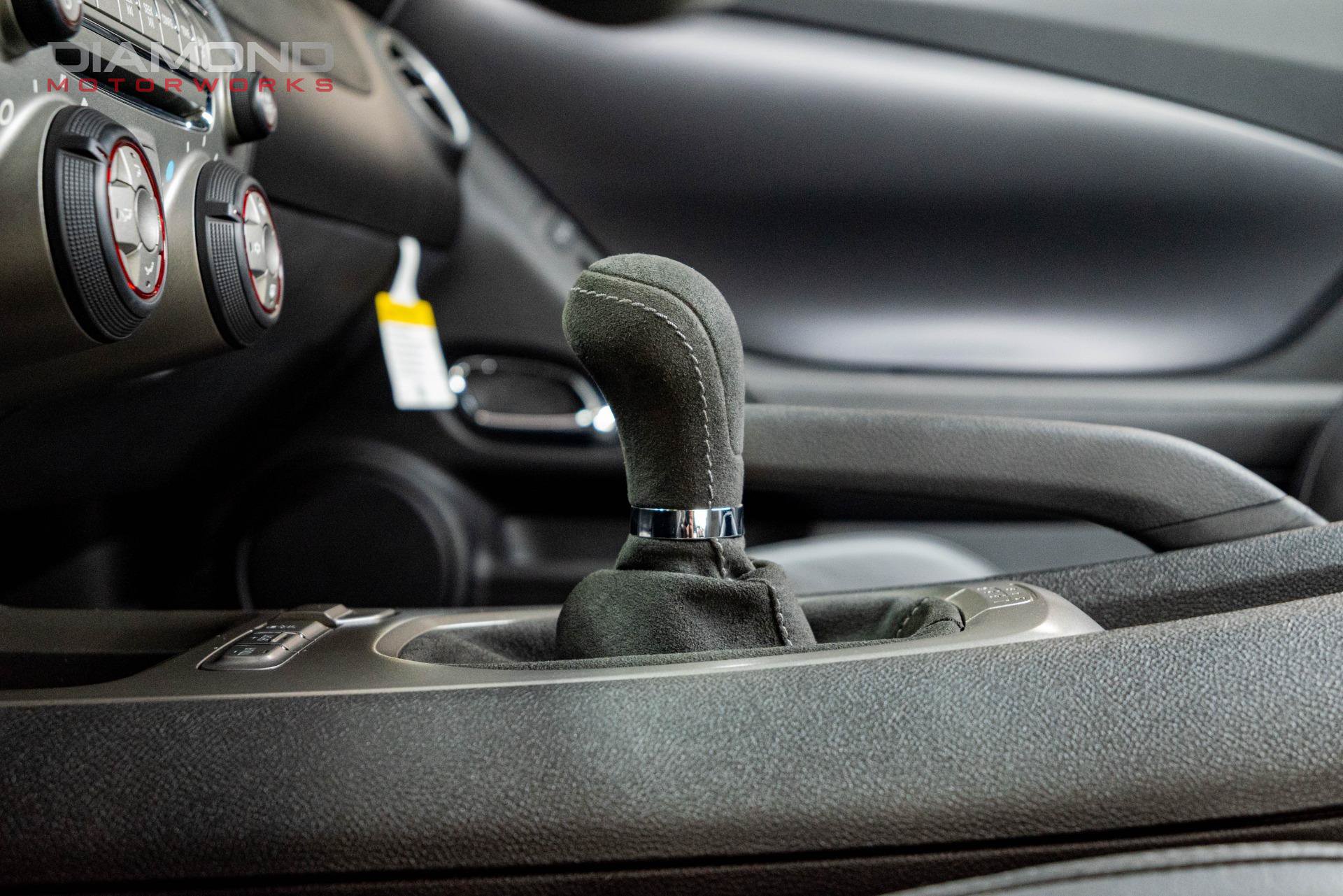 Used 2015 Chevrolet Camaro Z/28 RWD image 94