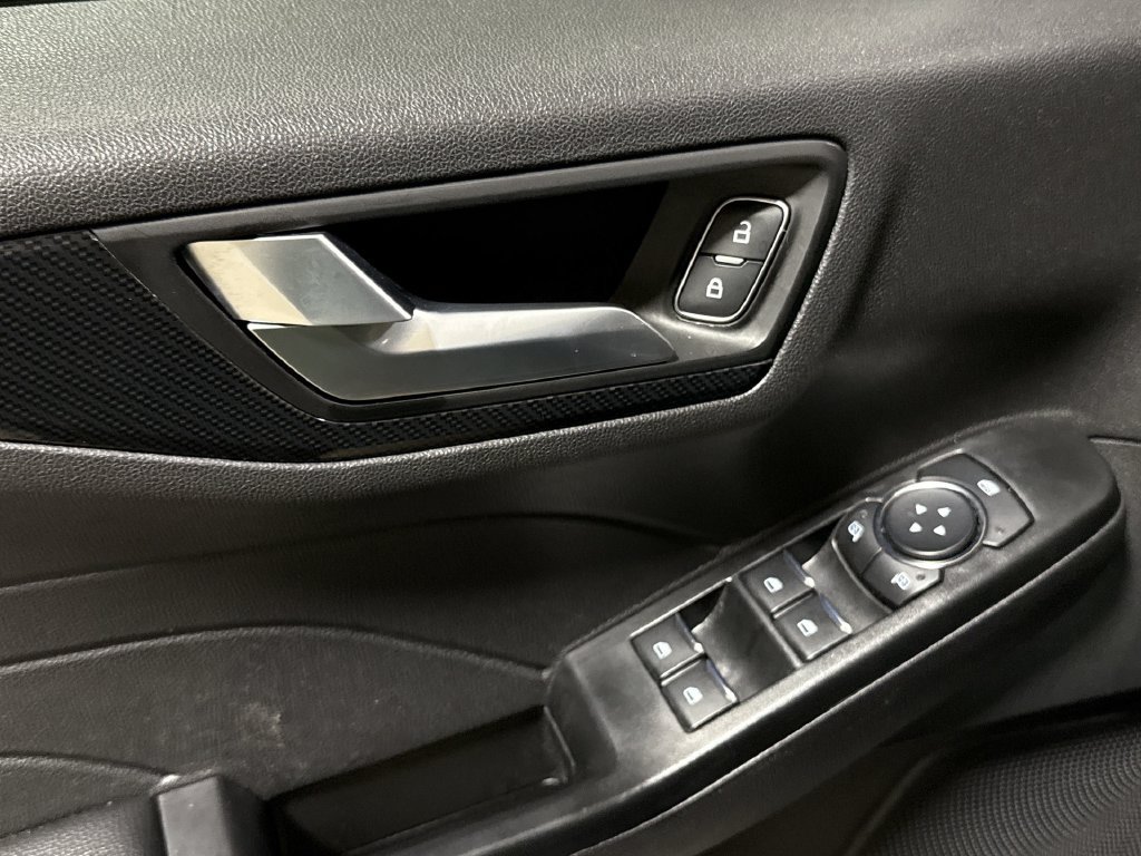 Used 2025 Ford Escape ST-Line Select AWD/4WD image 20