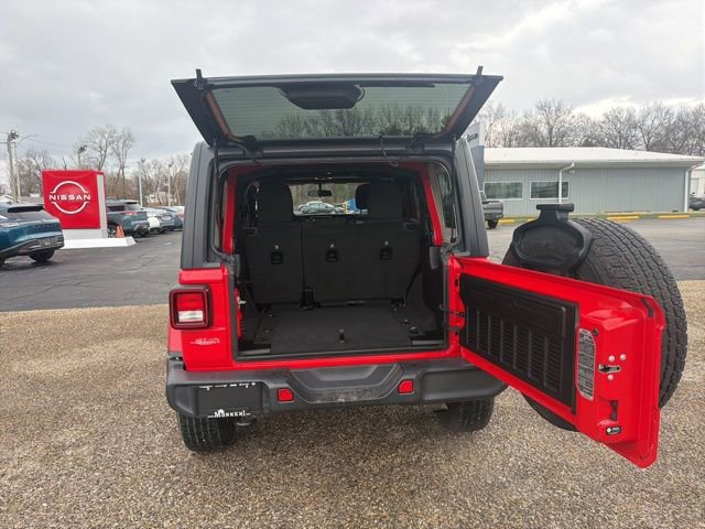 Used 2021 Jeep Wrangler Unlimited Sahara image 8