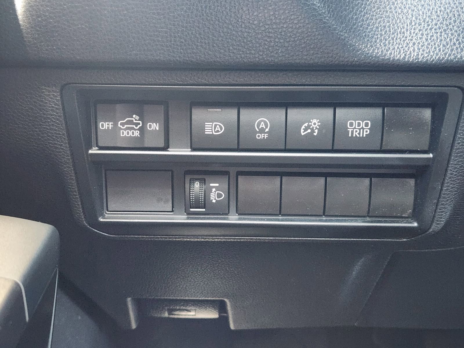 Used 2024 Toyota Tundra SR5 w/ SX Package image 25