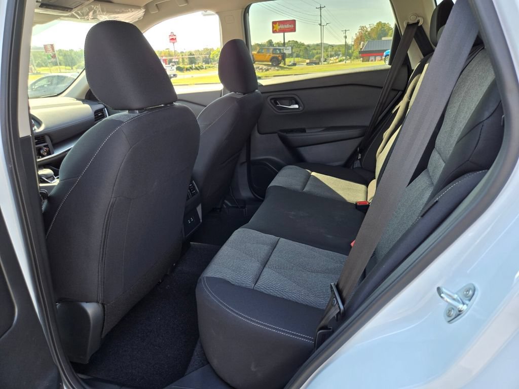 New 2026 Nissan Rogue SV w/ Cold Weather Package AWD/4WD image 6