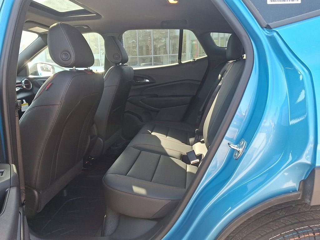 New 2026 Chevrolet Trax RS w/ Sunroof Package FWD image 10