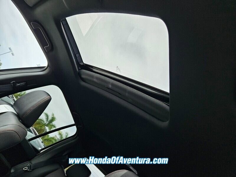 New 2025 Honda Ridgeline Black Edition image 7