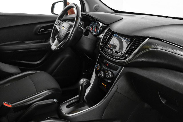 Used 2019 Chevrolet Trax LT w/ LT Convenience Package image 21