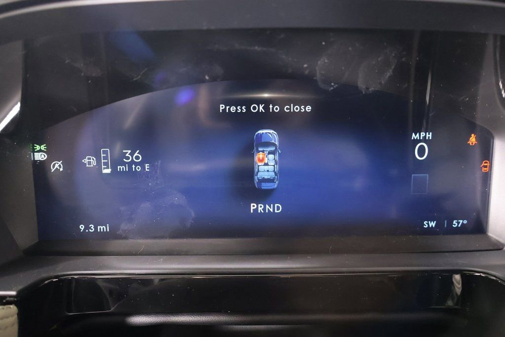 New 2026 Lincoln Corsair Premiere image 4