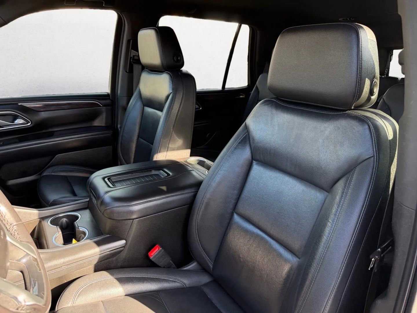 Used 2021 Chevrolet Tahoe Z71 image 16