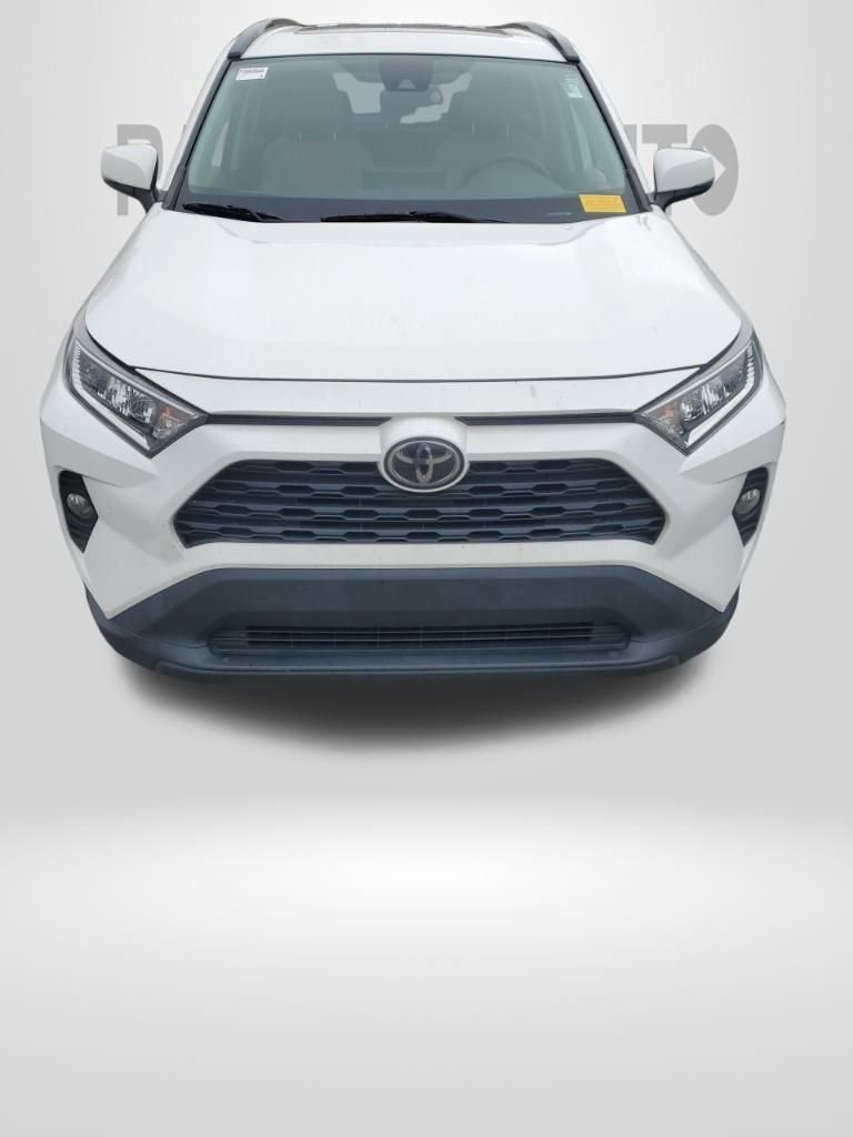 Used 2019 Toyota RAV4 XLE video 1