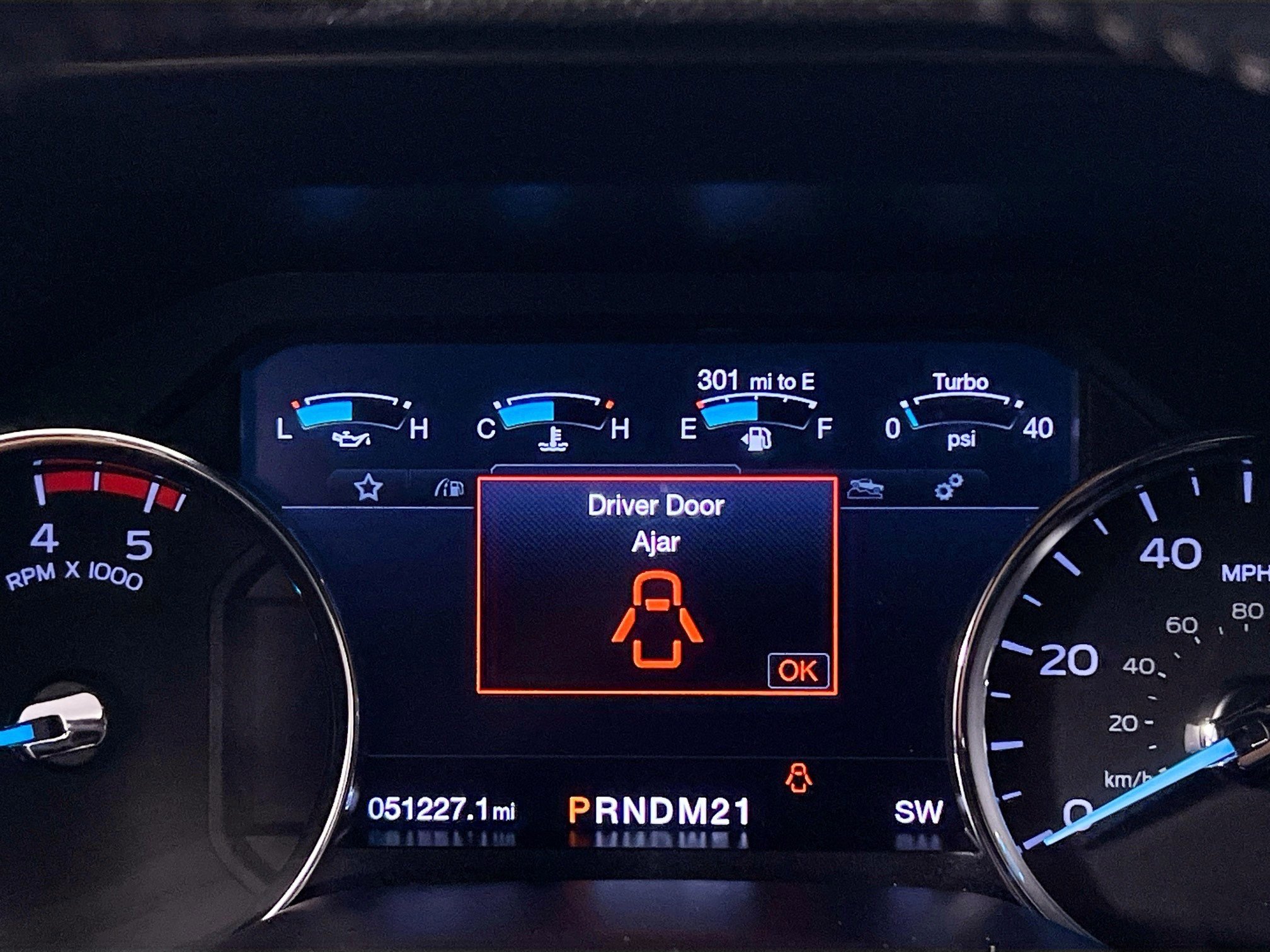 Used 2019 Ford F450 Platinum w/ Platinum Ultimate Package image 23