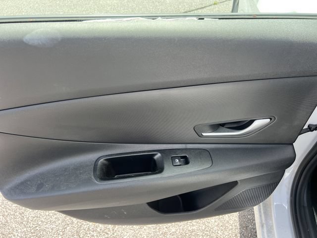 Used 2026 Hyundai Elantra Hybrid FWD image 21