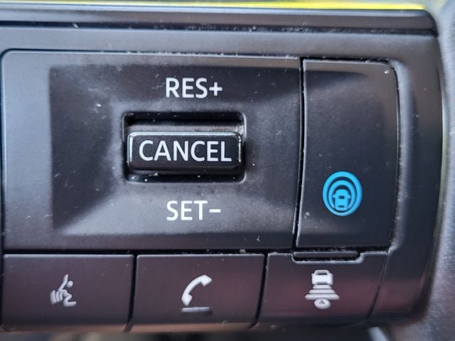 Certified 2024 Nissan Rogue SV w/ SV Premium Package AWD/4WD image 12