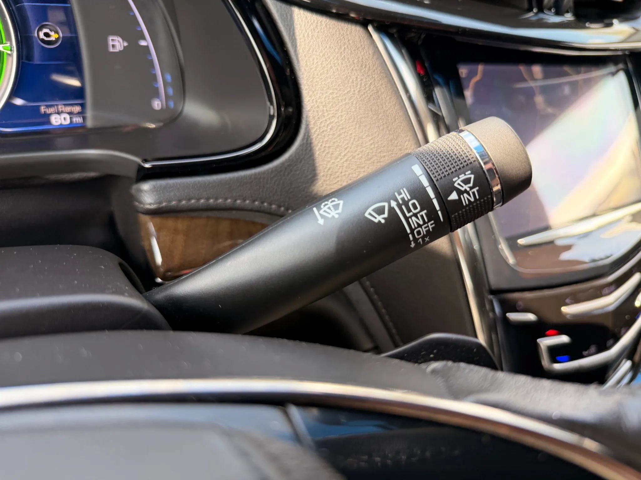 Used 2014 Cadillac ELR w/ Luxury Package FWD image 30