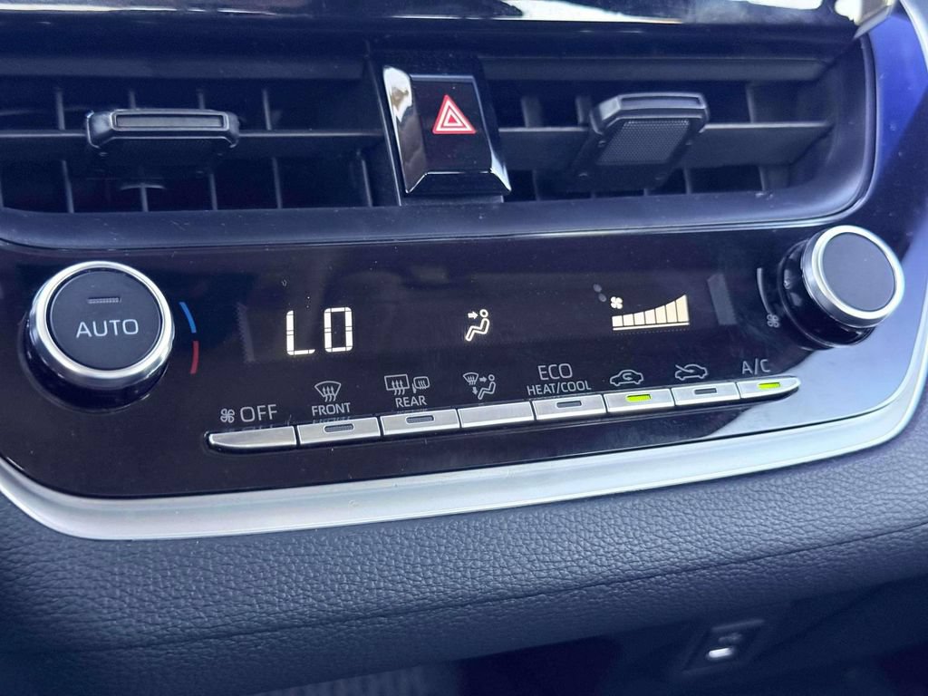 Used 2026 Toyota Corolla LE FWD image 19