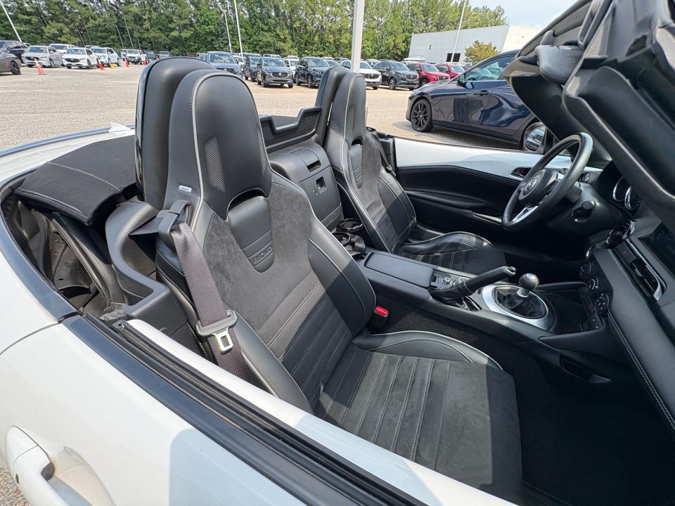 Certified 2023 MAZDA MX-5 Miata Club w/ Brembo/BBS Recaro Package RWD image 29