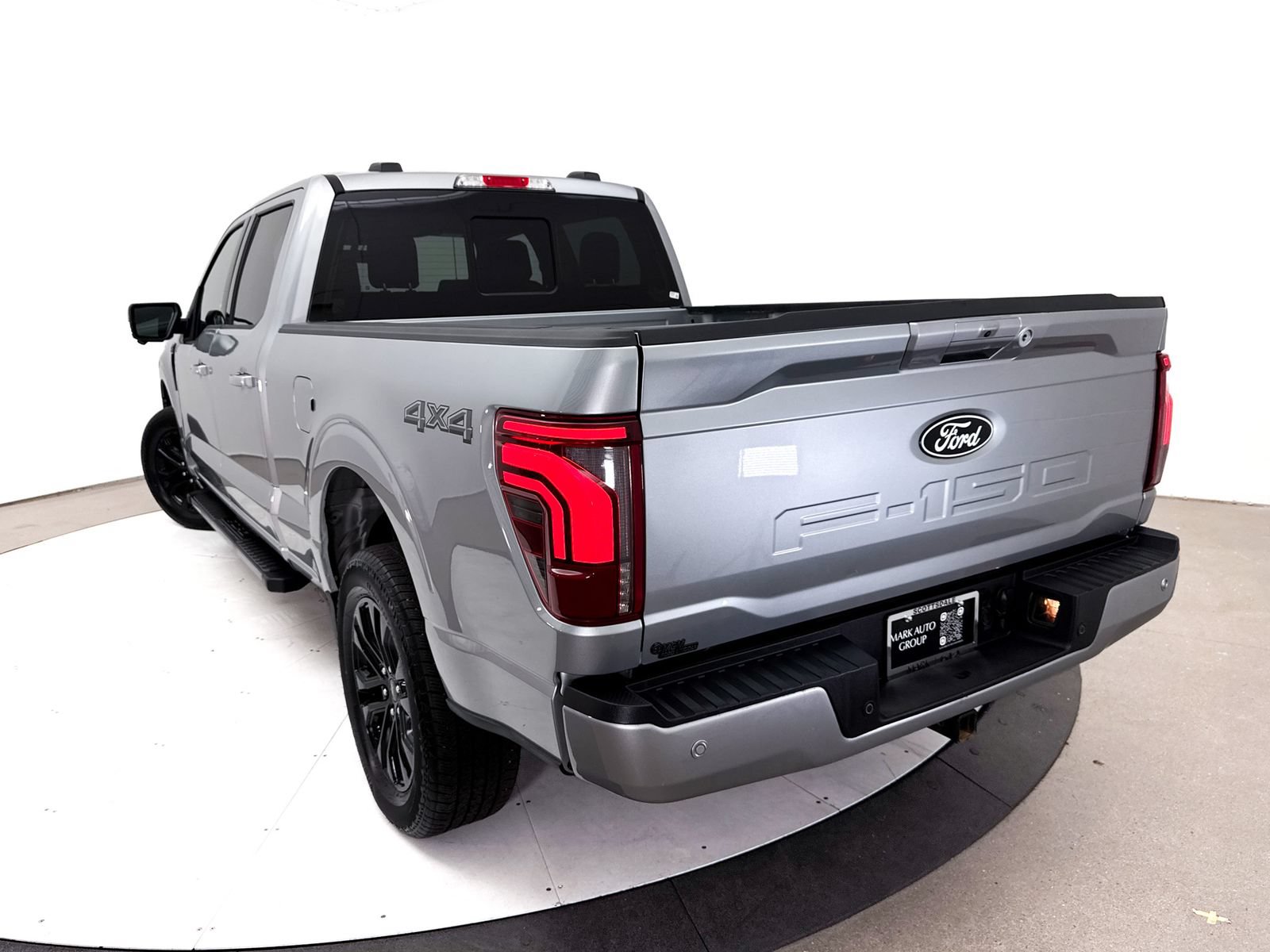 Used 2025 Ford F150 Lariat AWD/4WD image 9