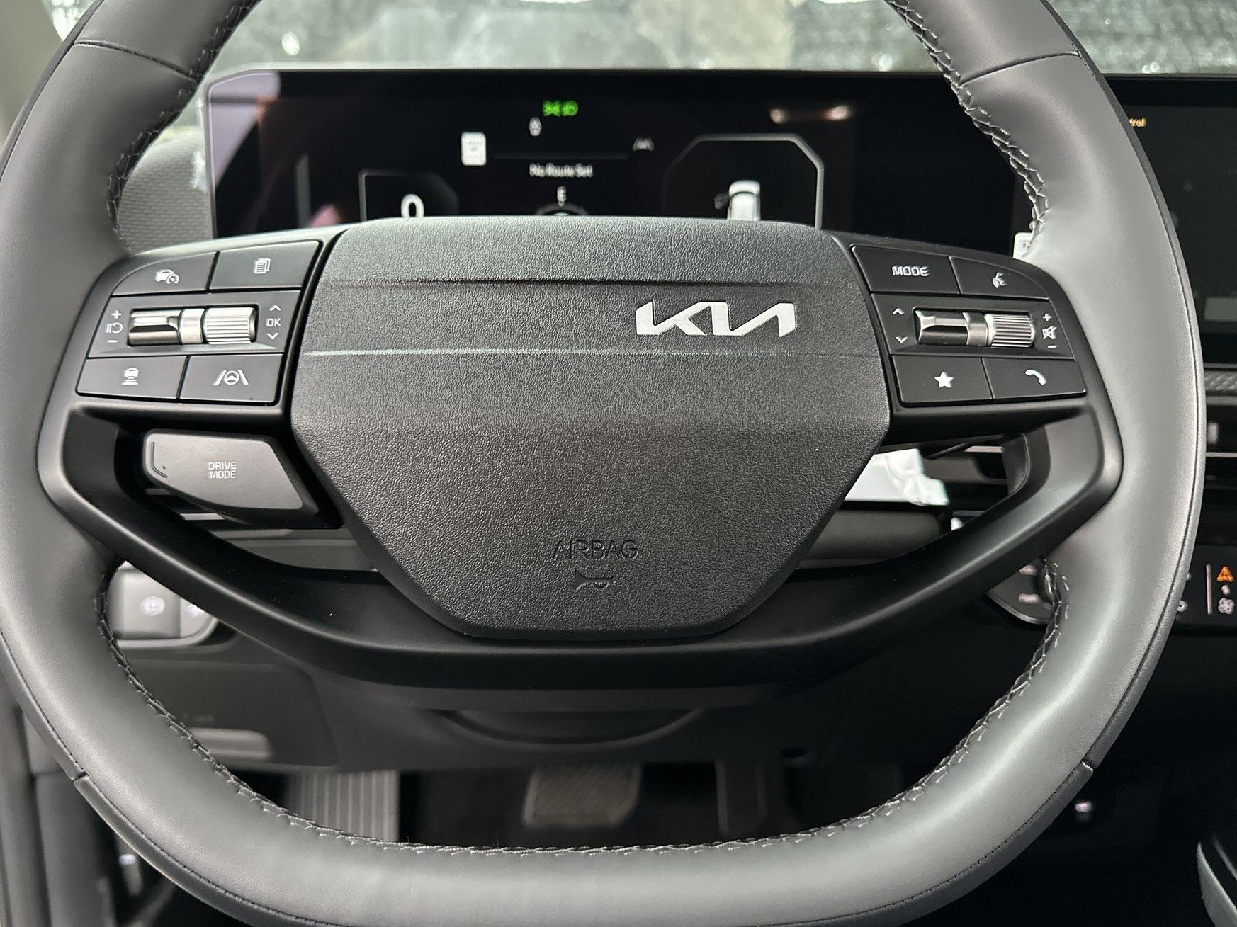 New 2025 Kia EV6 Wind image 13