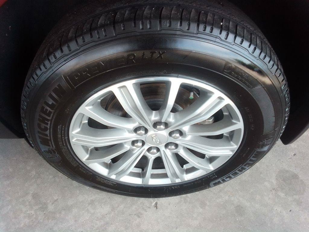 Used 2017 Cadillac XT5 Luxury w/ Driver Awareness Package FWD image 25