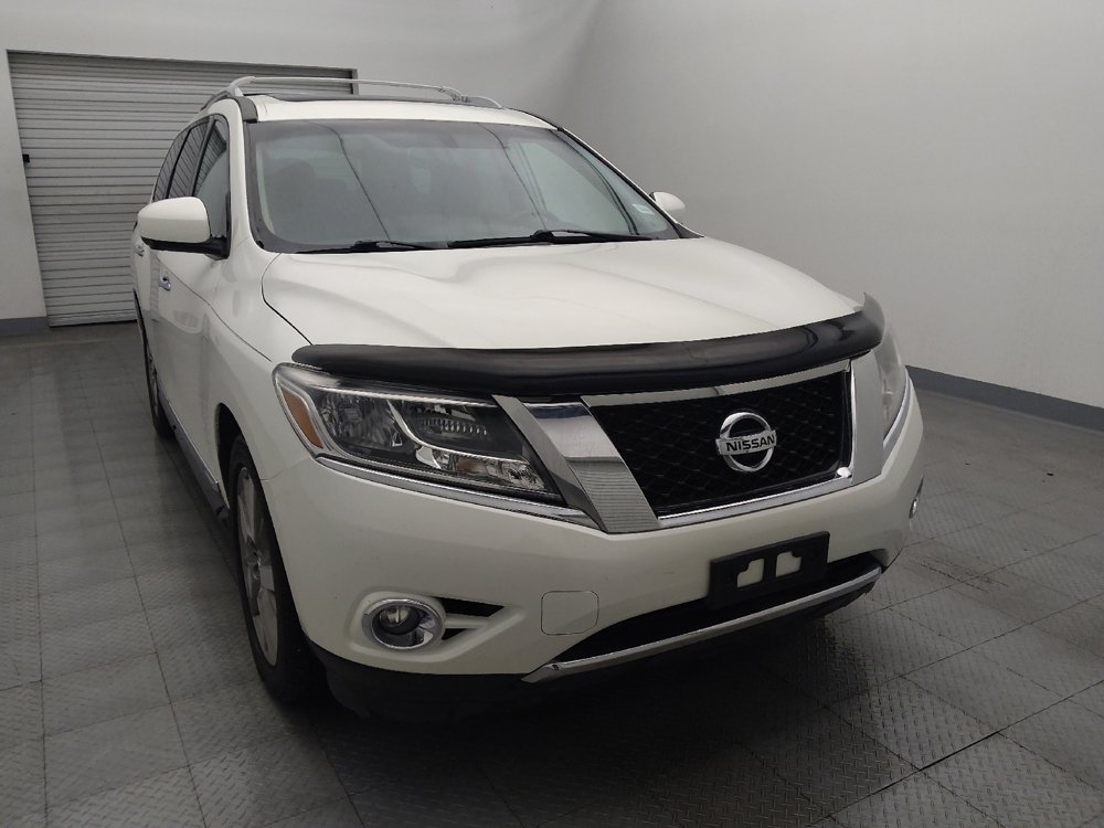 Used 2016 Nissan Pathfinder Platinum image 14