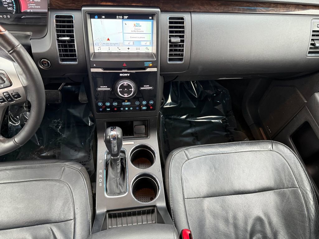 Used 2018 Ford Flex Limited image 11