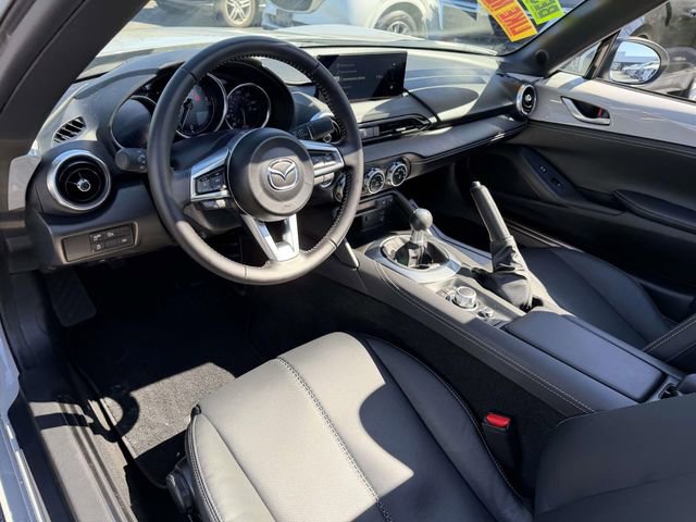 Certified 2025 MAZDA MX-5 Miata RF Grand Touring RWD image 9