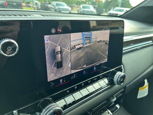 New 2025 GMC Canyon Elevation w/ Convenience Package image 18